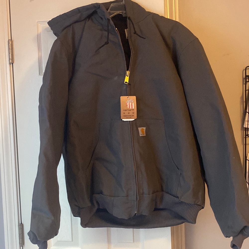 NWT Classic Carhartt Men’s Zippered Coat